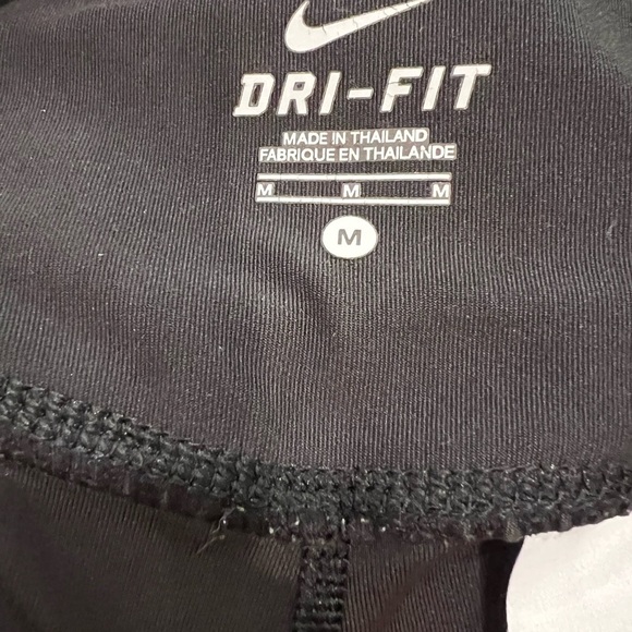 Nike Black Bike Shorts with Moisture-Wicking Fabric - Picture 6 of 10